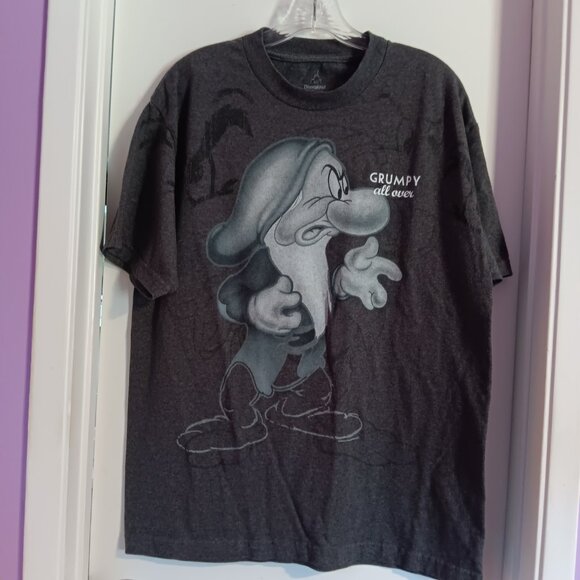 Women's DISNEY GREY GRUMPY ALL OVER LARGE TEE - Picture 3 of 5